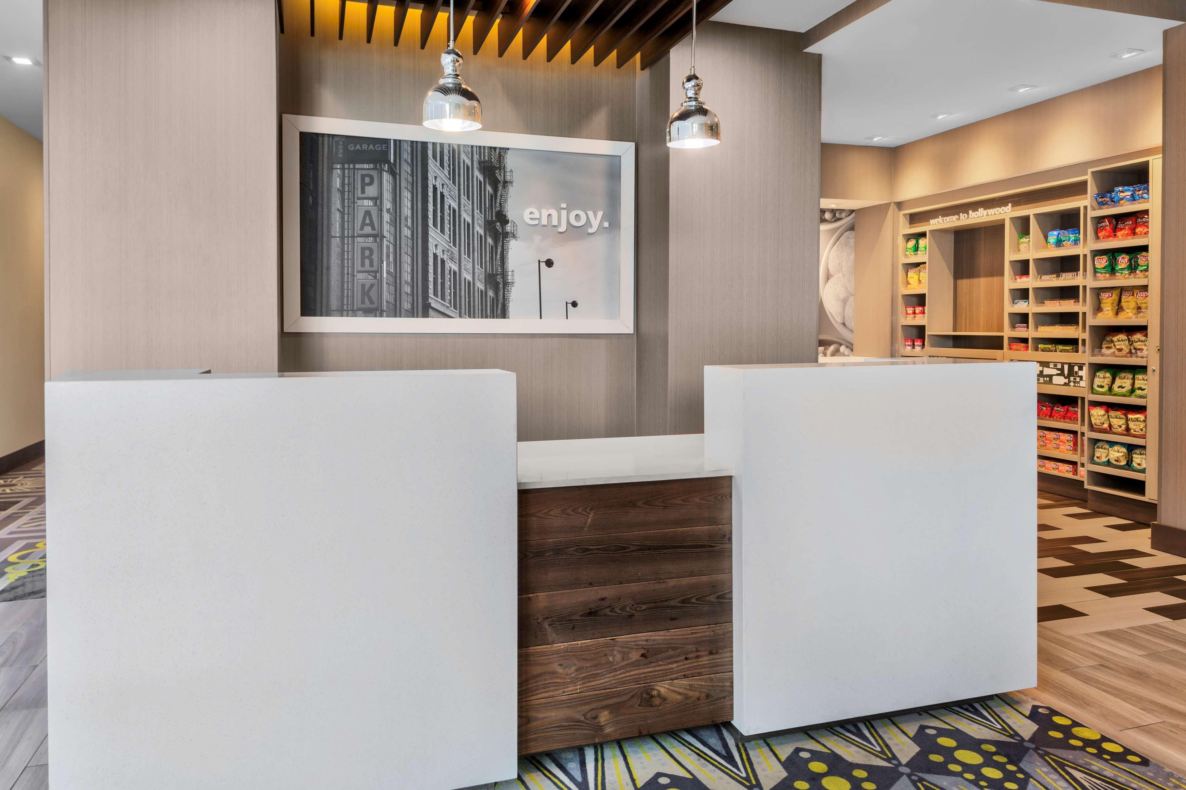 Hotel Hampton & Angeles/hollywood, Ca 3*